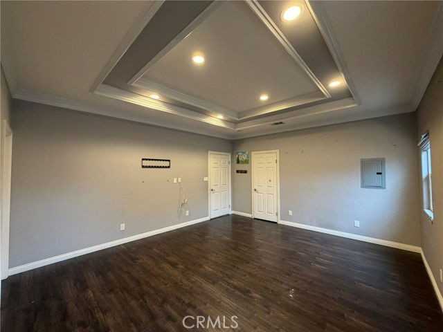 17356 Pepper Tree St - Photo 3 of 8