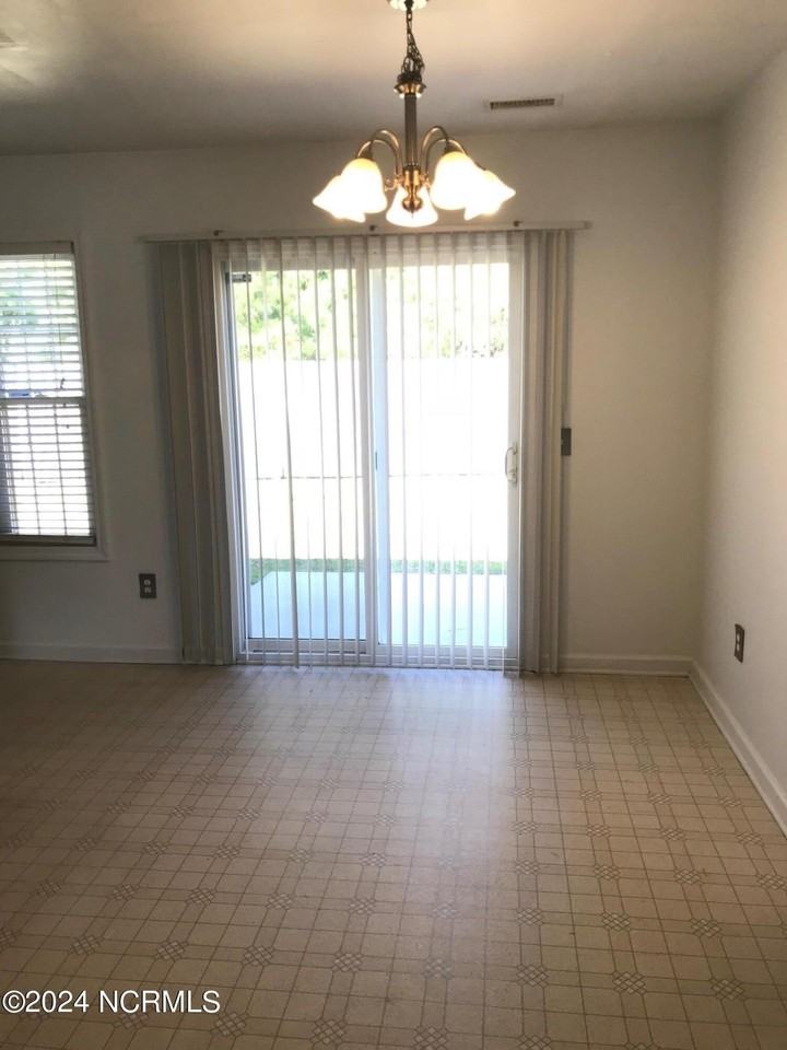 1794 Liz Ln Ne - Photo 4 of 10