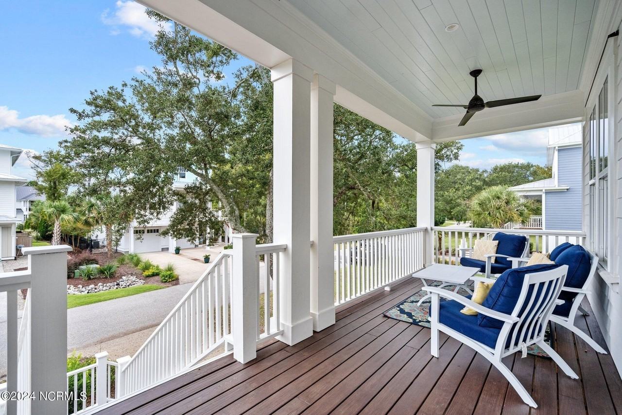 1919 Deep Creek Run - Photo 3 of 50