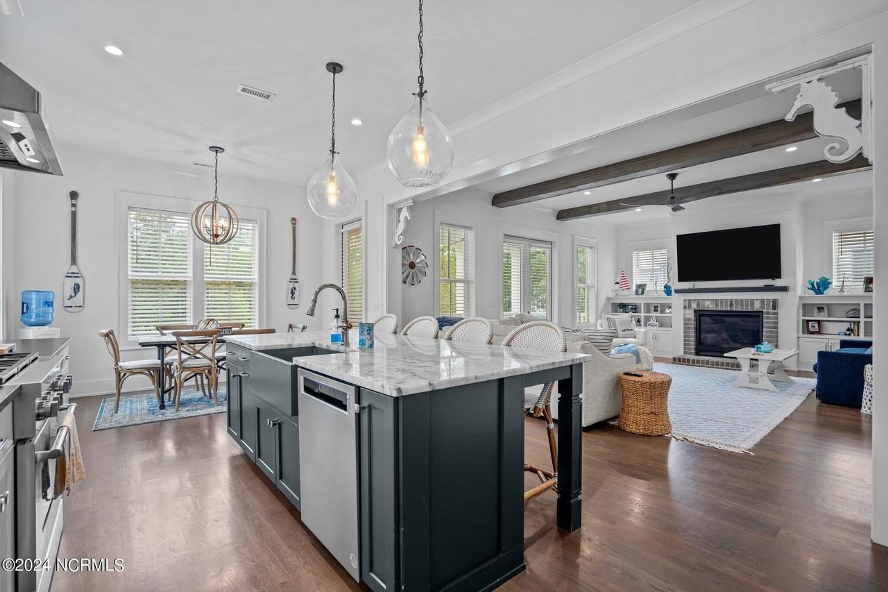 1919 Deep Creek Run - Photo 6 of 50