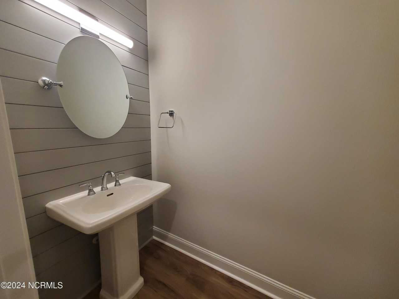 2124 N Kali Ln Unit B - Photo 4 of 19