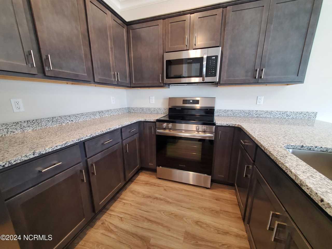 2124 N Kali Ln Unit B - Photo 6 of 19