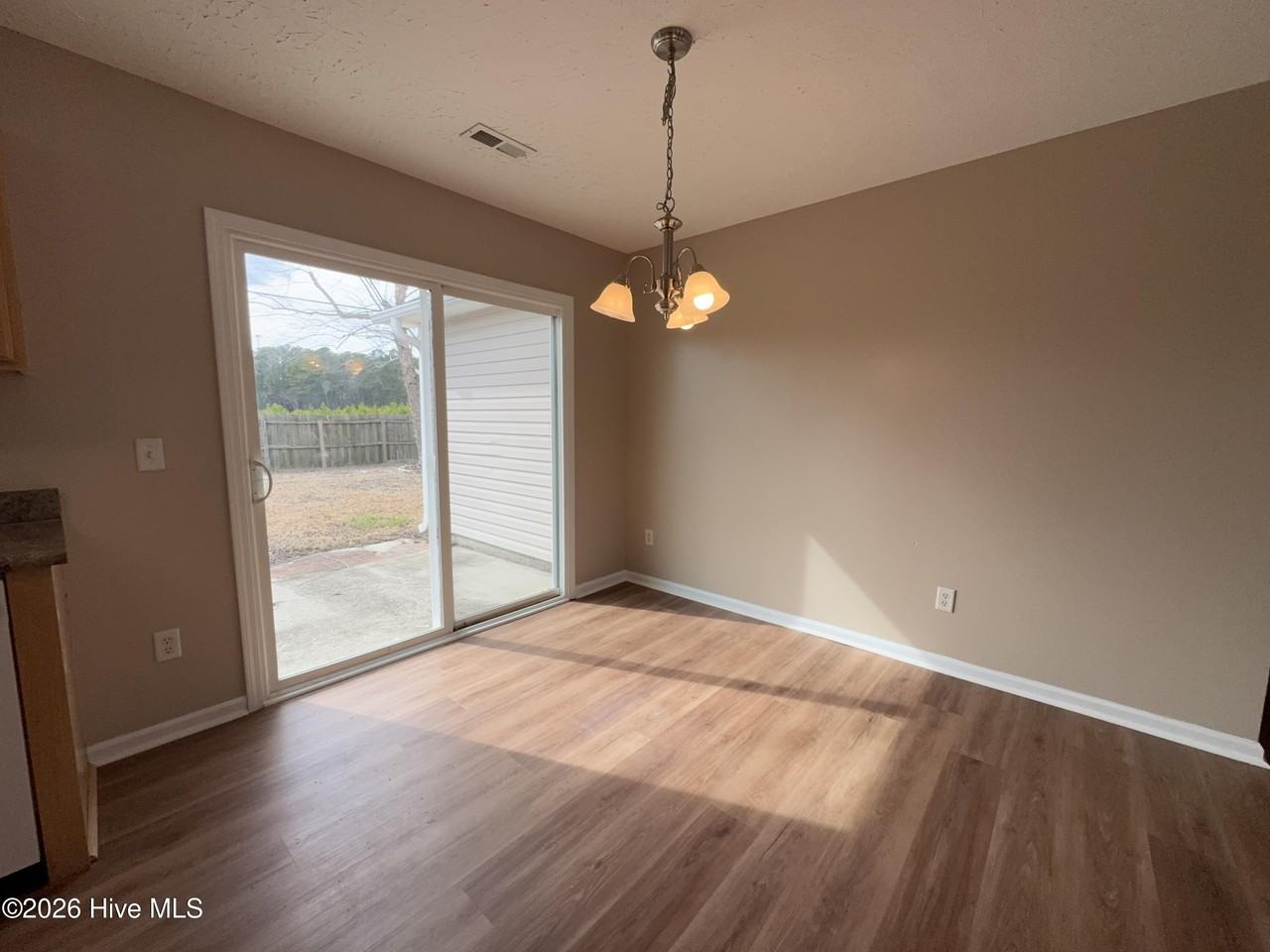 9497 Huckabee Dr Ne - Photo 5 of 22