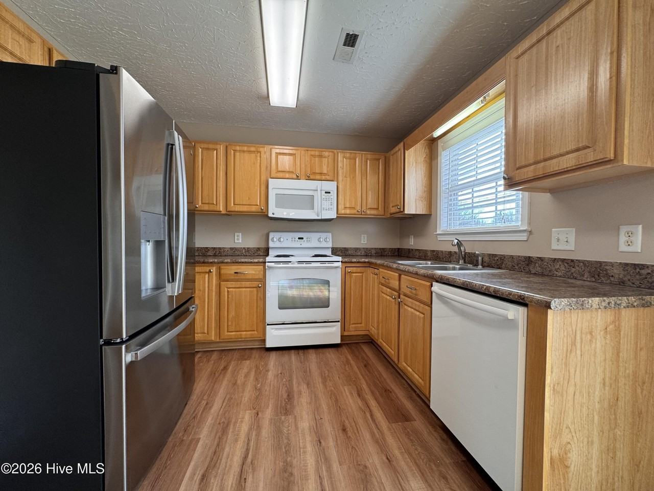 9497 Huckabee Dr Ne - Photo 6 of 22