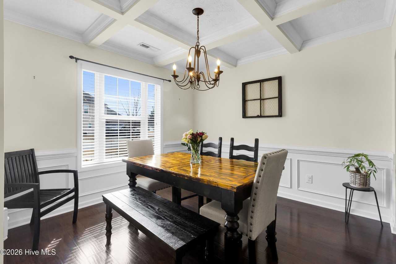 3600 Ella Sofia Ln - Photo 6 of 31