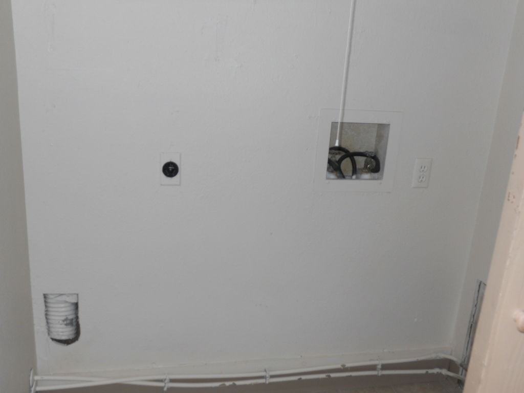 439 Michigan St - Photo 2 of 7