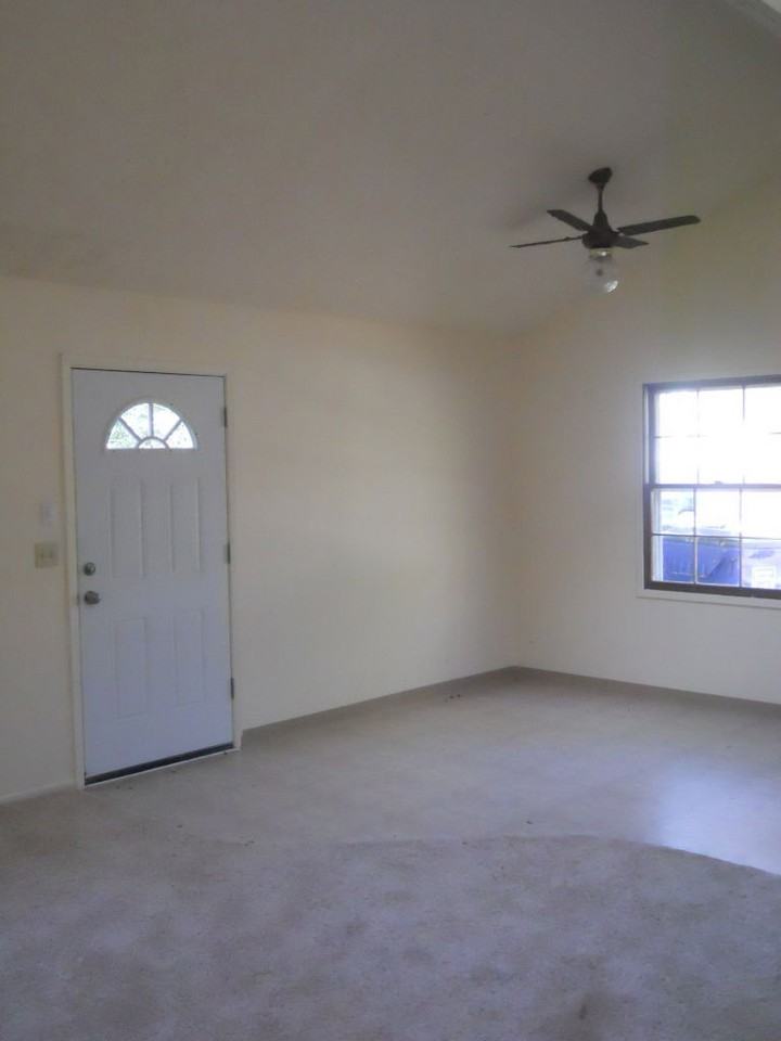 439 Michigan St - Photo 7 of 7