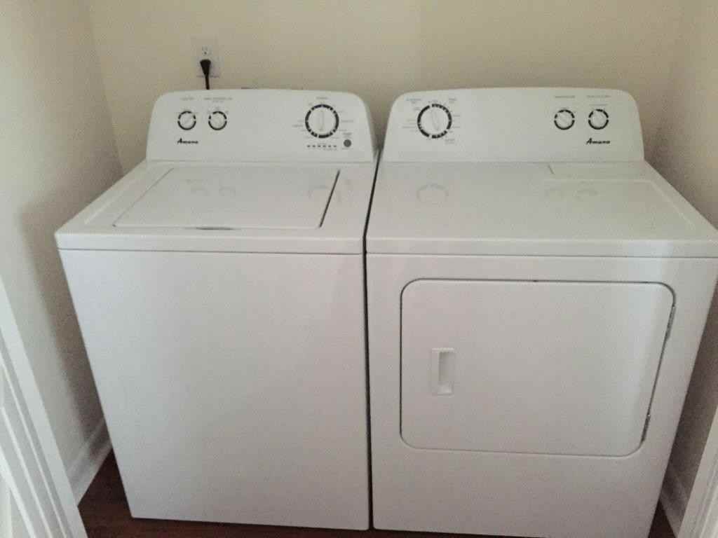 1422 W Cole St #1 - Photo 2 of 9