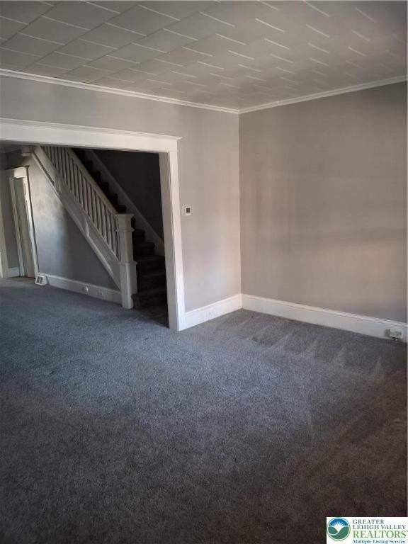 2422 Freemansburg Ave - Photo 5 of 24