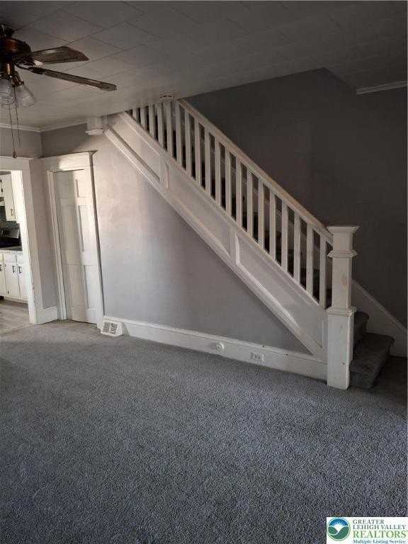 2422 Freemansburg Ave - Photo 6 of 24