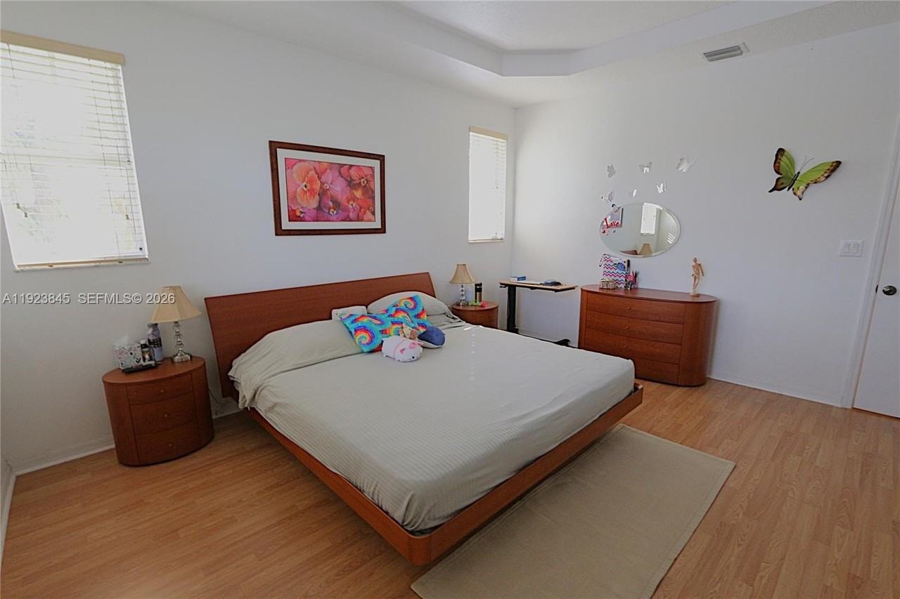 15315 Sw 31st Ter #15315 - Photo 6 of 38