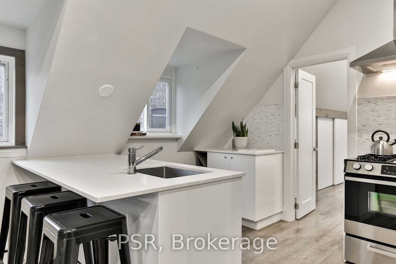 264 Dovercourt Road - Photo 3 of 22