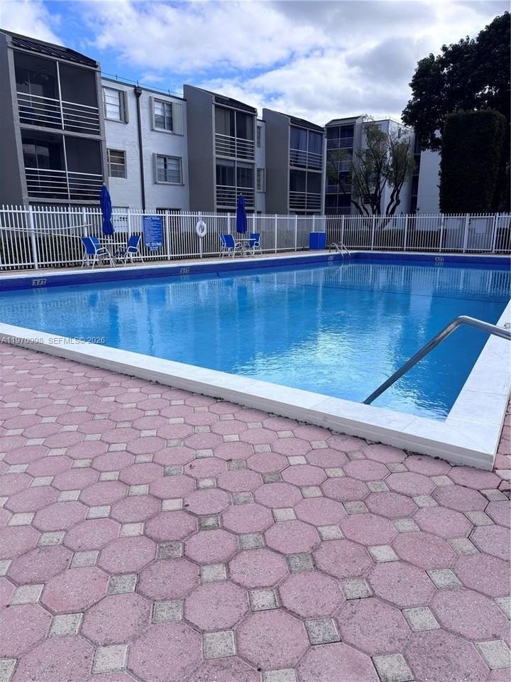 14150 Sw 84th St #103I - Photo 5 of 22