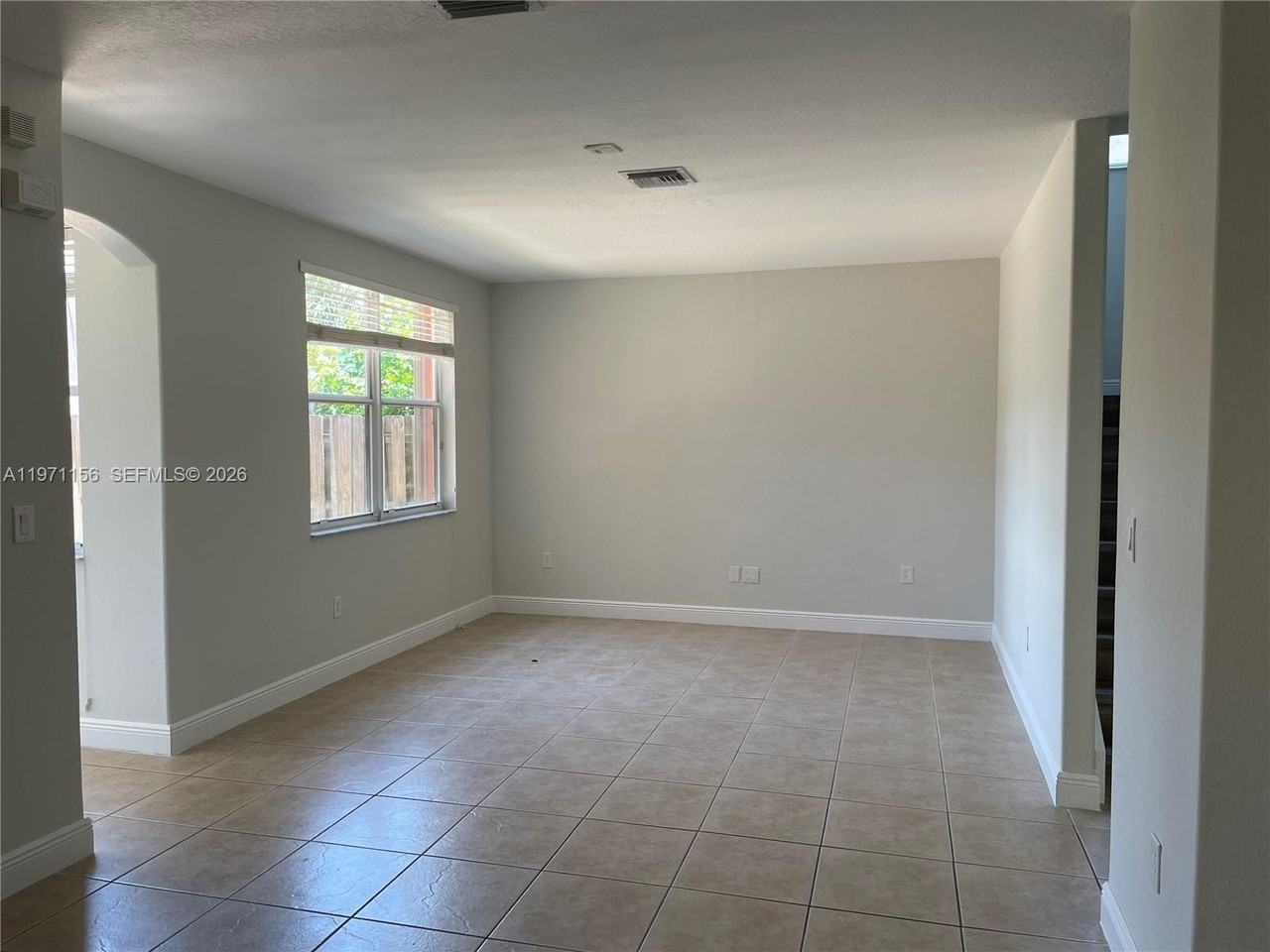 2041 Se 15th St #0 - Photo 6 of 12