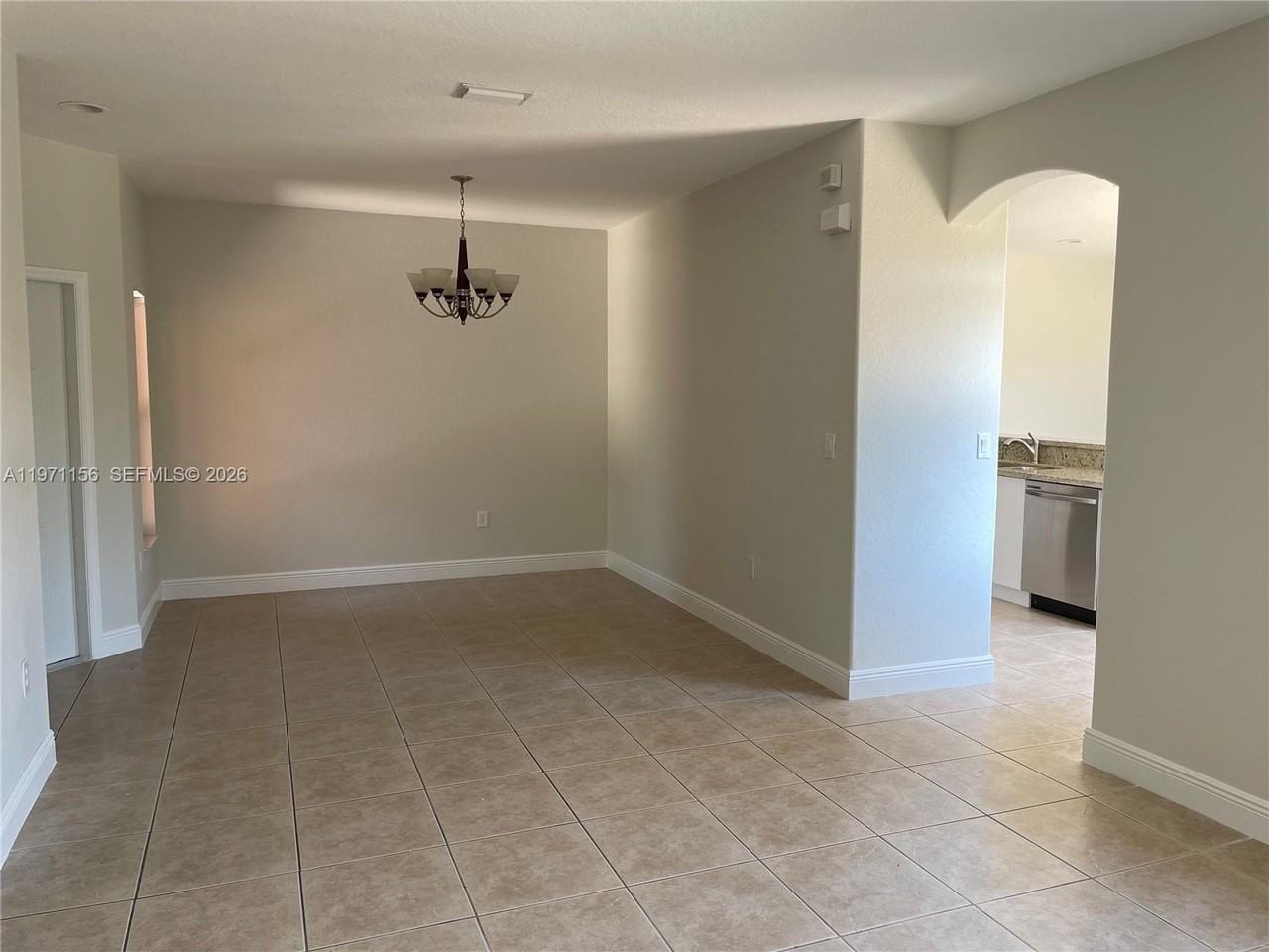 2041 Se 15th St #0 - Photo 7 of 12