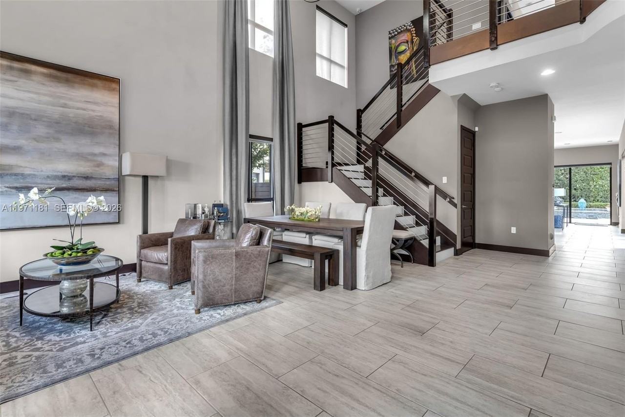 16184 Sw 136th Way #16184 - Photo 4 of 50