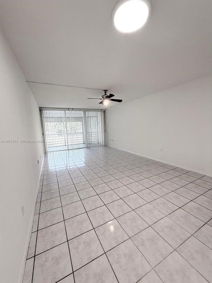 1201 Ne 191st St #G212 - Photo 7 of 23