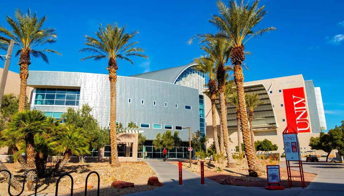 Jane Way - Photo 3 of 32