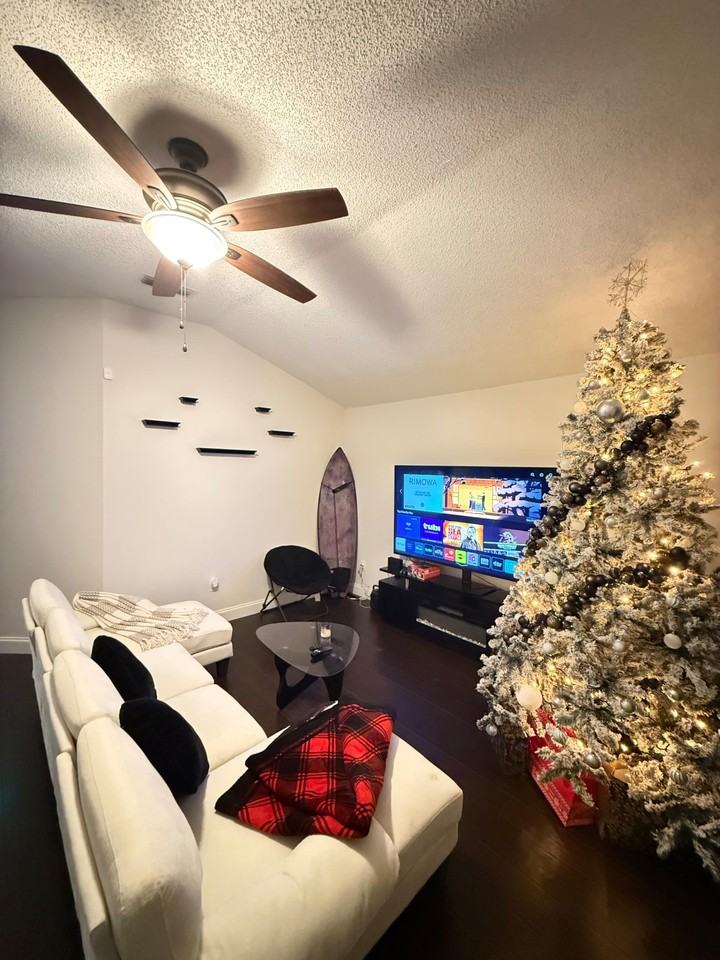 Lantana Lakes Dr W - Photo 6 of 16