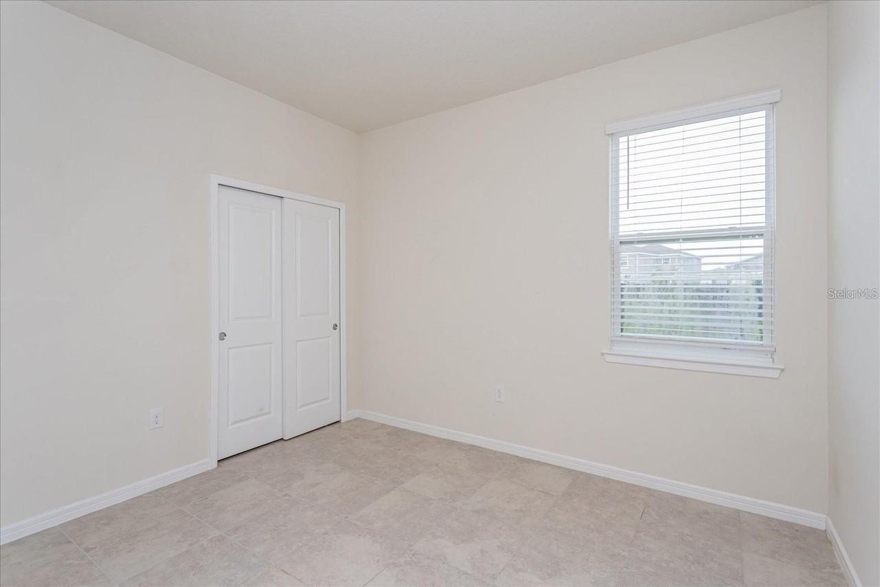 2501 Southlawn Ln - Photo 6 of 10