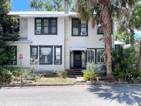 208 Ne 4th St - Photo 1 of 1