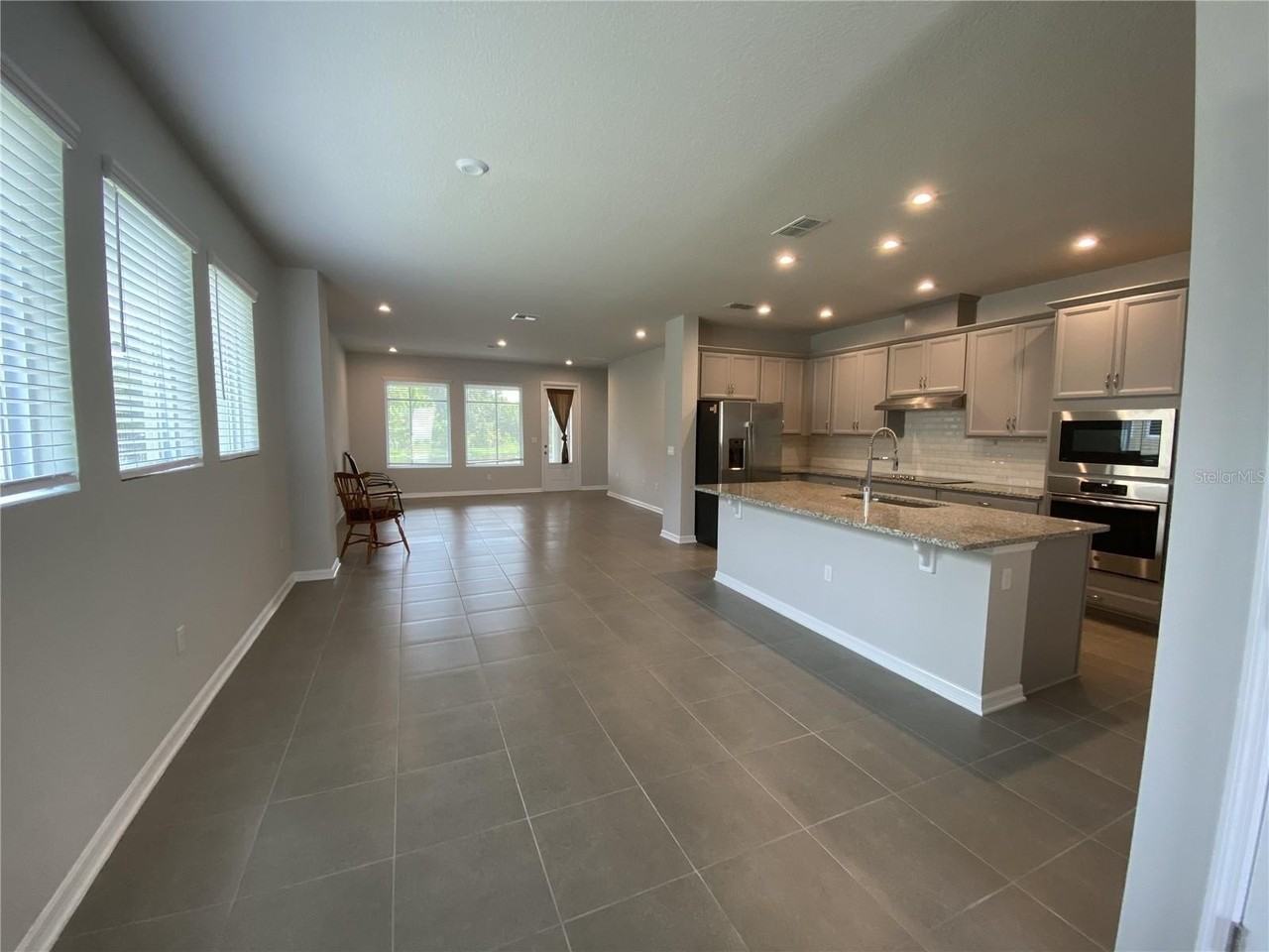 17704 Passionflower Cir - Photo 7 of 30