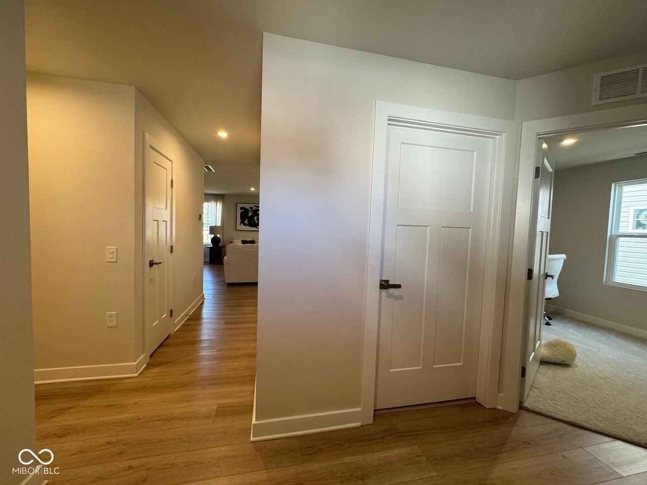 2743 Sand Hollow Dr - Photo 3 of 15