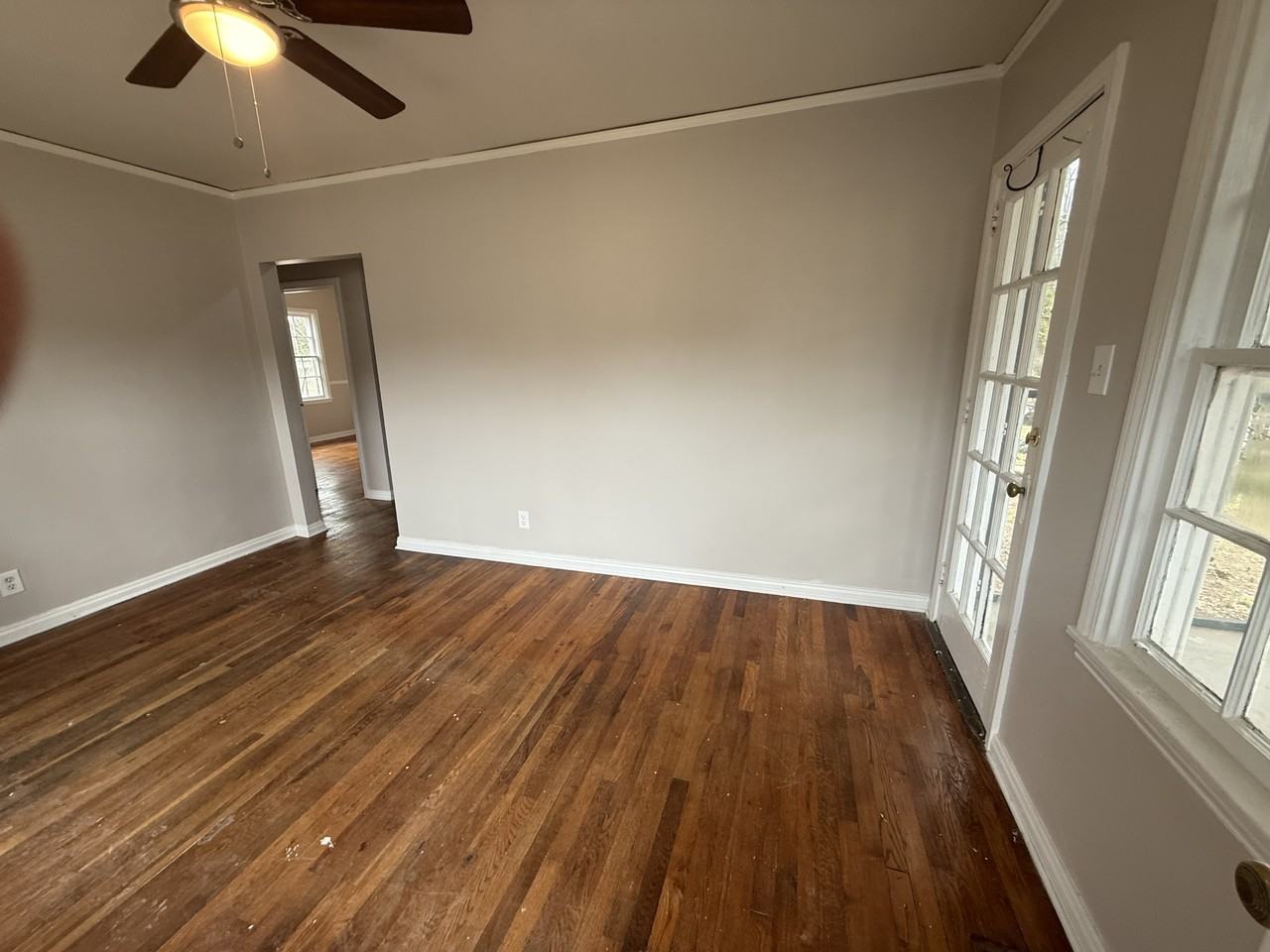 605 Shannon Cir Ne #1 - Photo 2 of 7