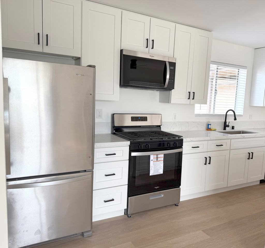 3705 Coliseum St #3705 - Photo 6 of 9