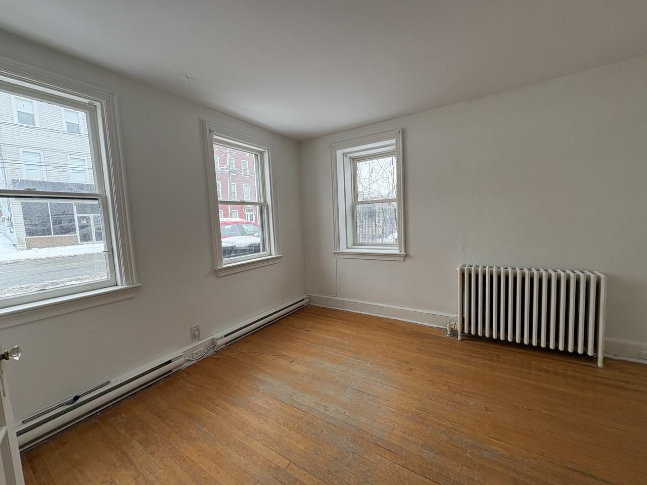 325 Main St #1 - Photo 4 of 8