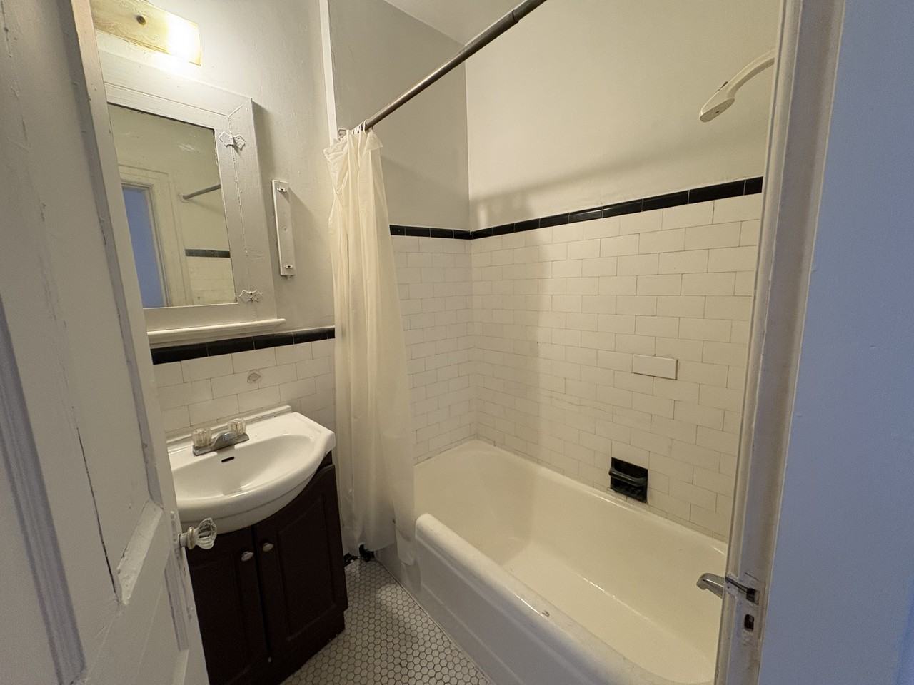 325 Main St #1 - Photo 7 of 8