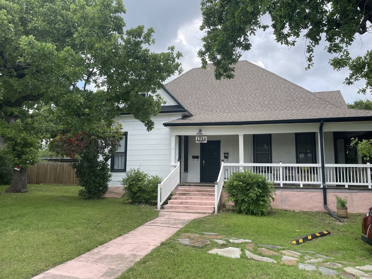 1708 Bolivar St #1710B - Photo 6 of 7