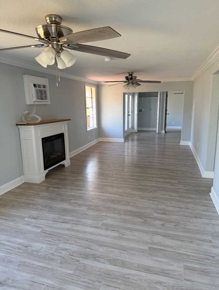 6105 Hill Rd #1 - Photo 2 of 10