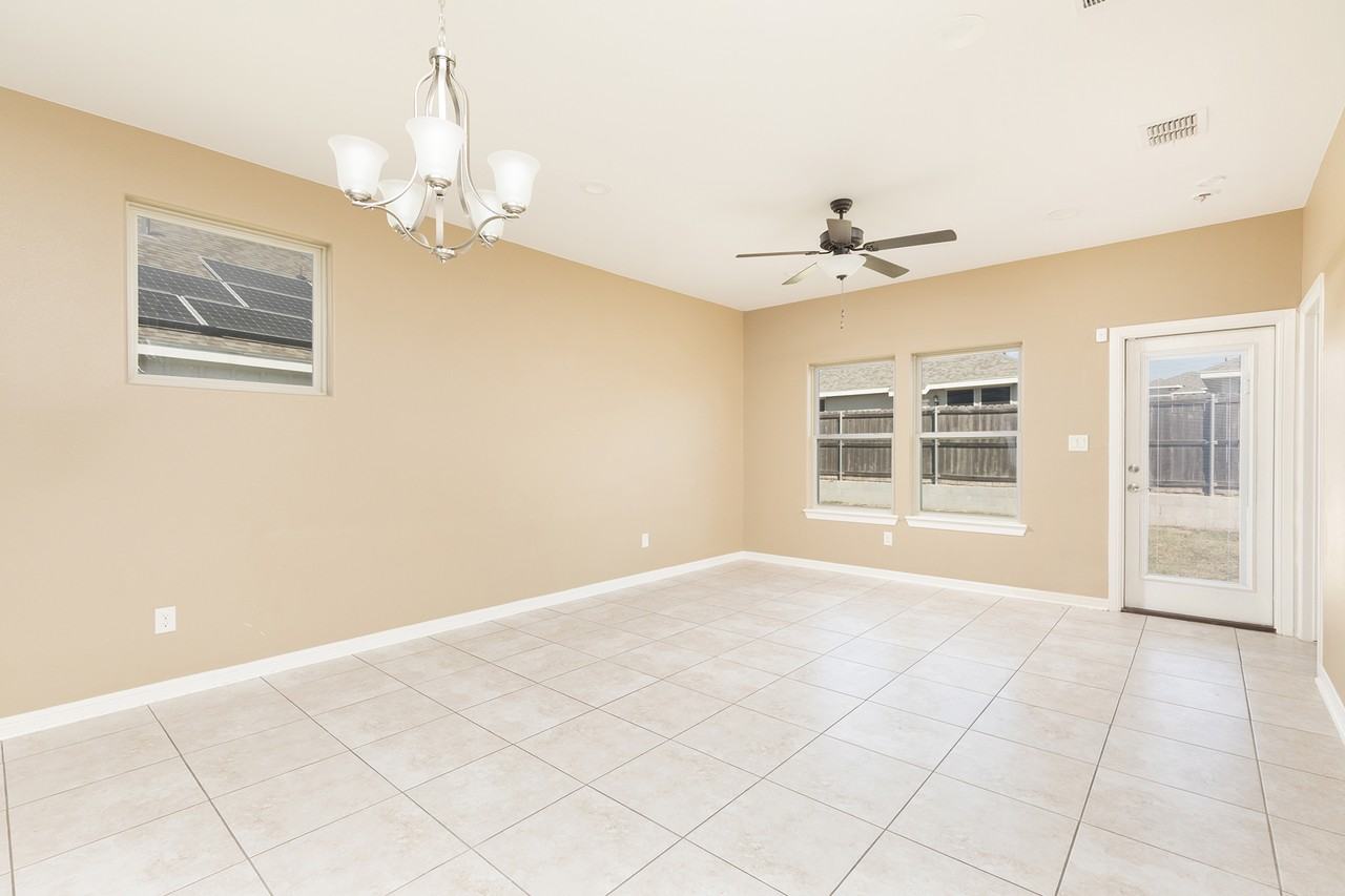 1331 E Candor Dr #1 - Photo 3 of 15