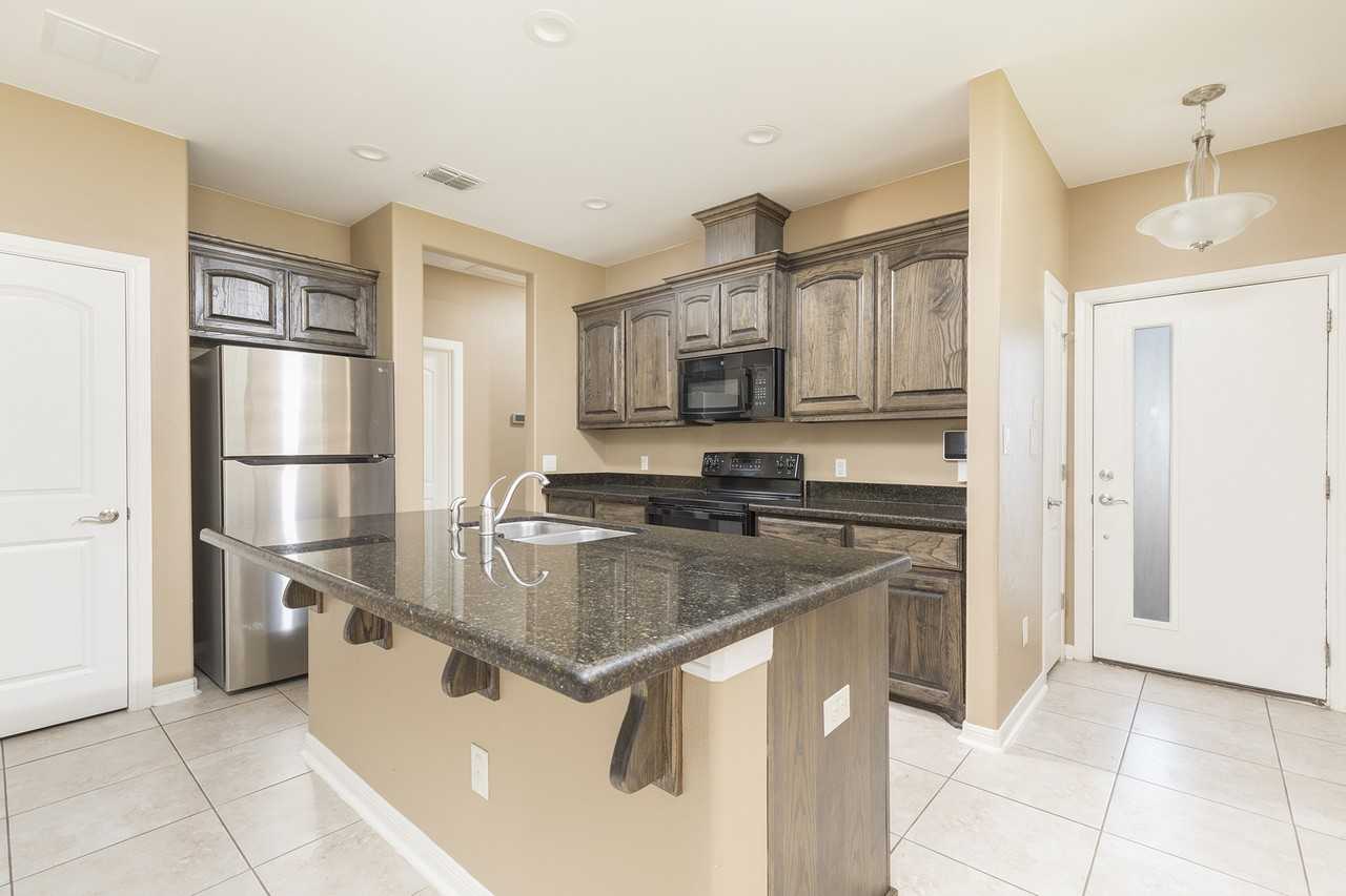 1331 E Candor Dr #1 - Photo 5 of 15