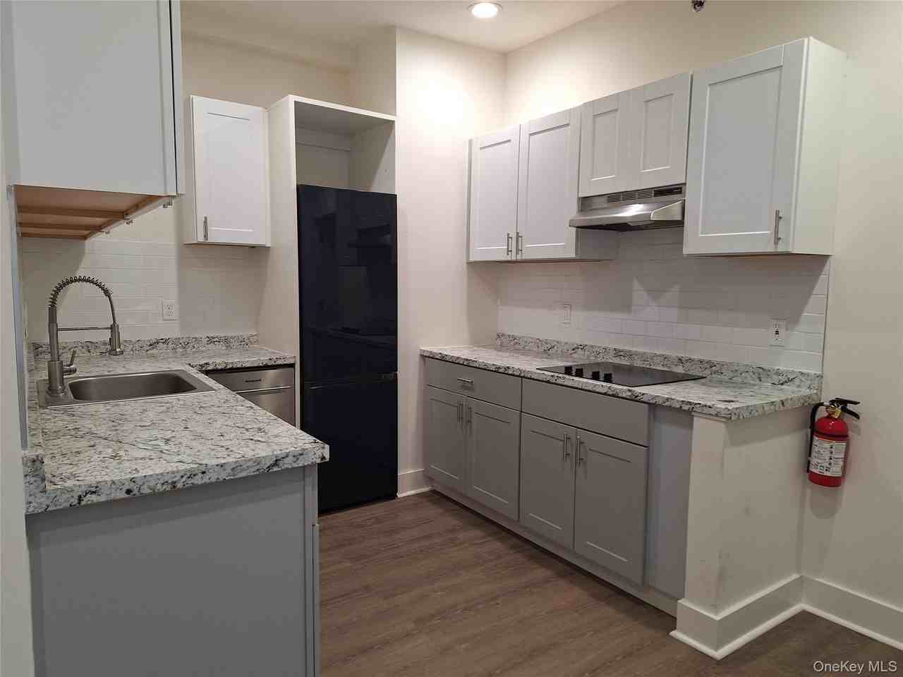 91 North St Unit 201 #201 - Photo 3 of 8