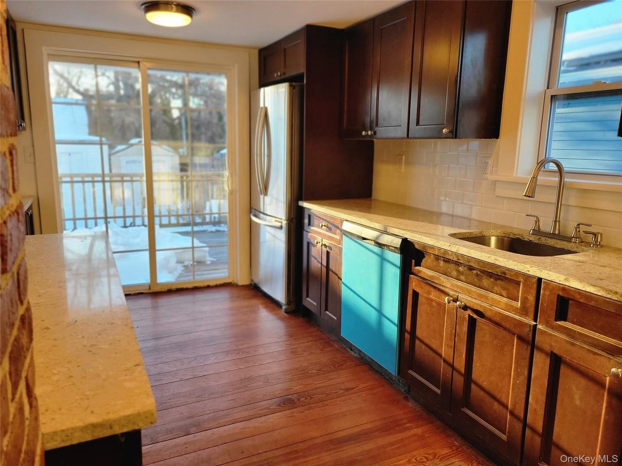 40 Belford Ave - Photo 7 of 14