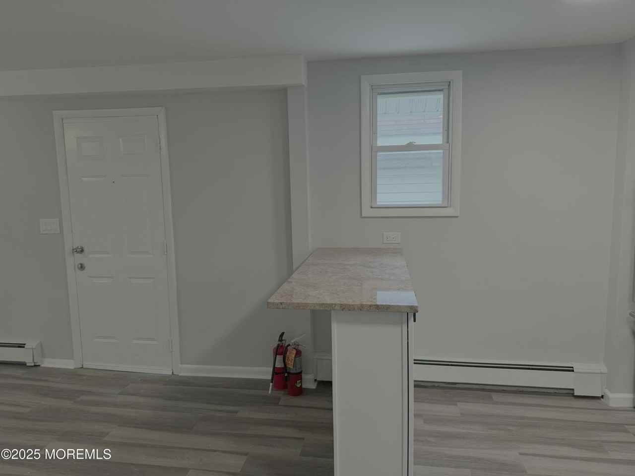 22 Bay Ave - Photo 5 of 15