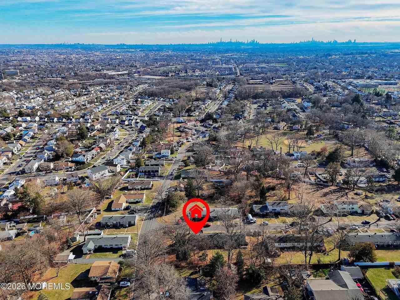 29 Degraw Ave - Photo 4 of 36