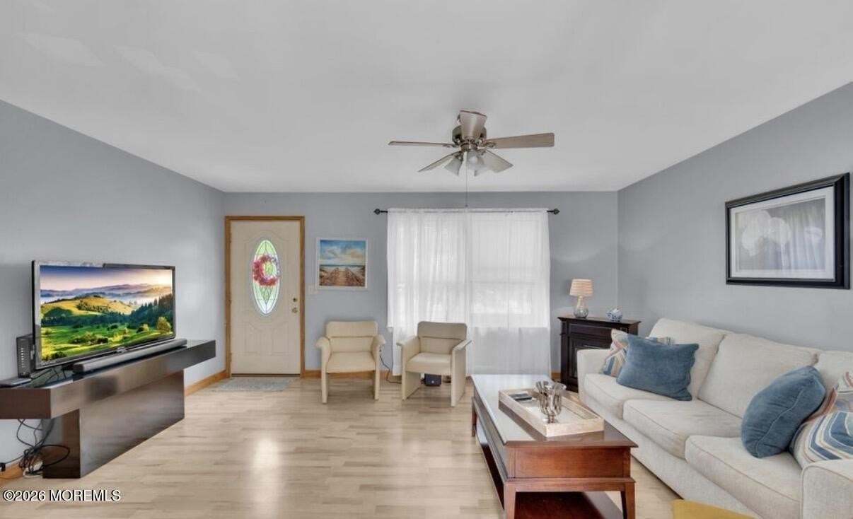 809 Clifton St - Photo 7 of 19