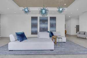 featured image of 19 Carr Ave Apt 319