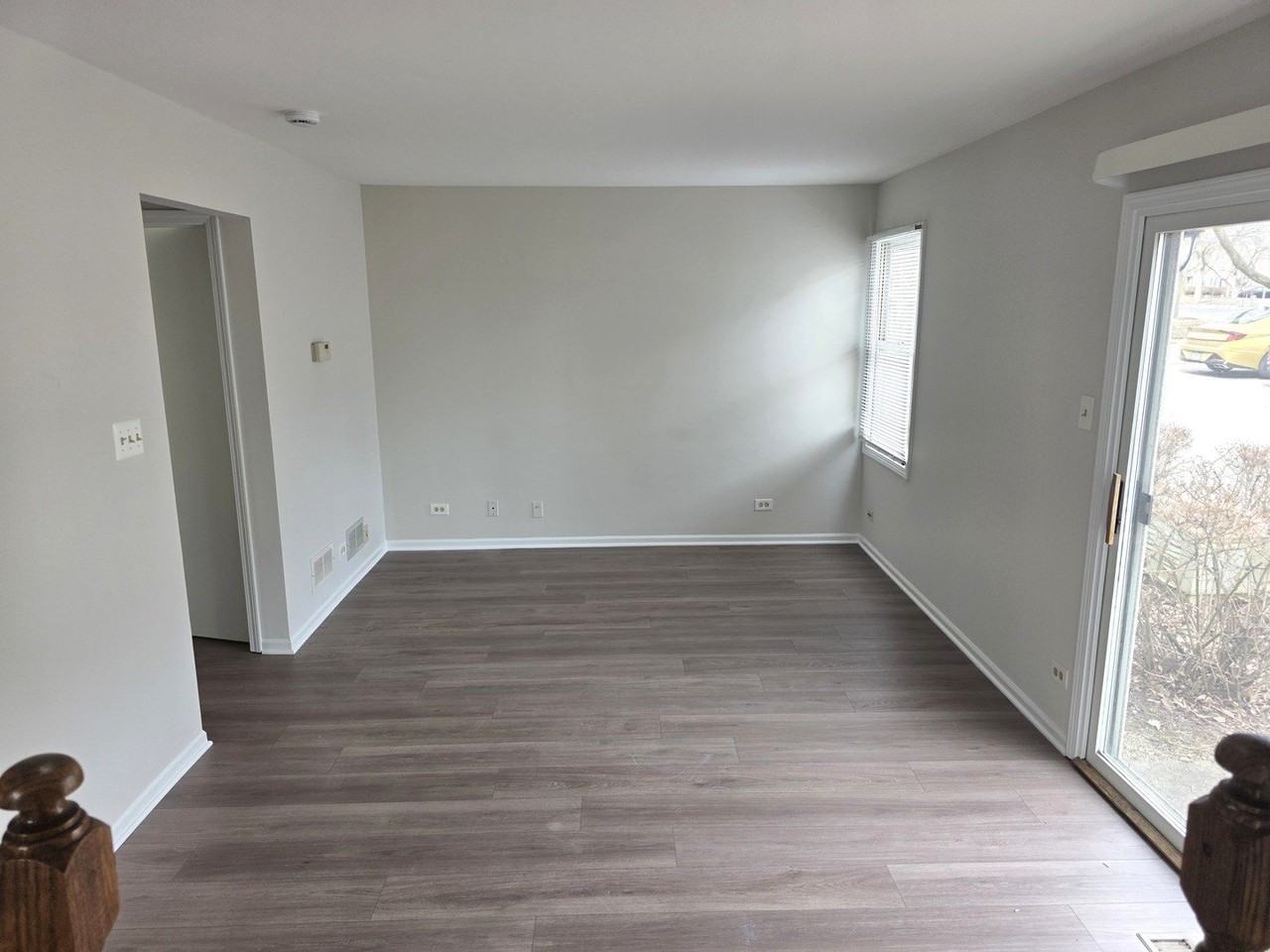 2549 College Hill Cir - Photo 6 of 14