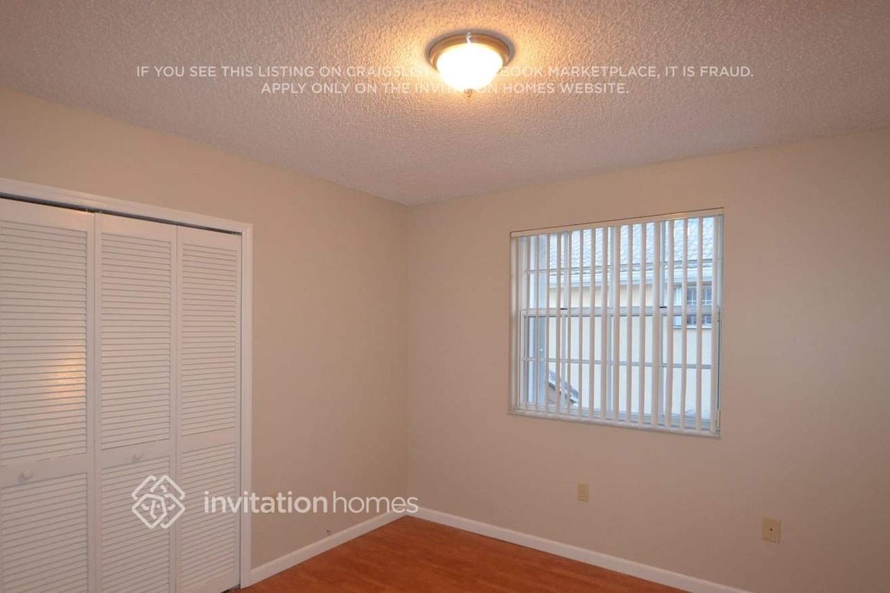 9280 Sw 154th Ct - Photo 5 of 8