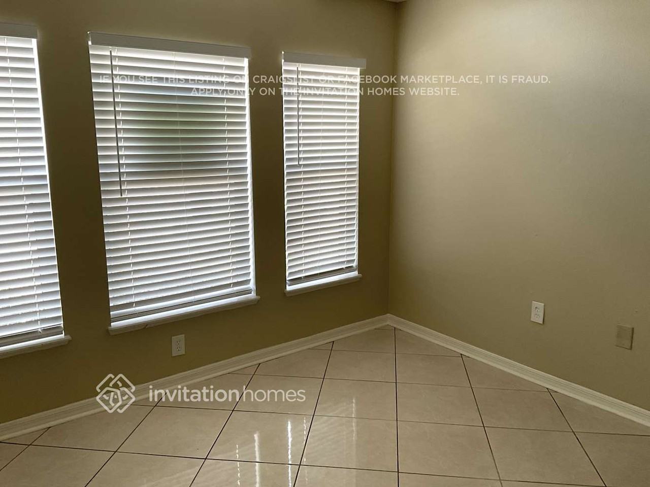 820 Brightview Dr - Photo 3 of 16