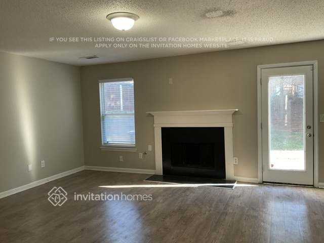 3349 Amhurst Pkwy - Photo 4 of 24