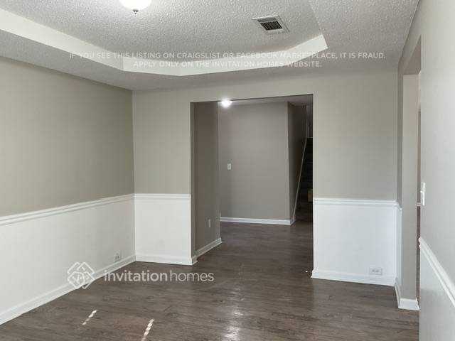 3349 Amhurst Pkwy - Photo 7 of 24