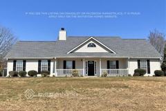 310 Harris Ave - Photo 1 of 1