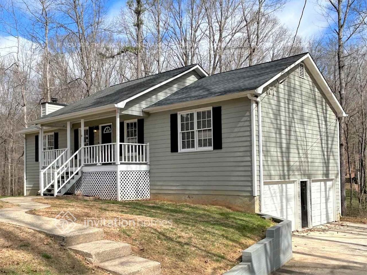 115 Elizabeth Pl - Photo 2 of 12