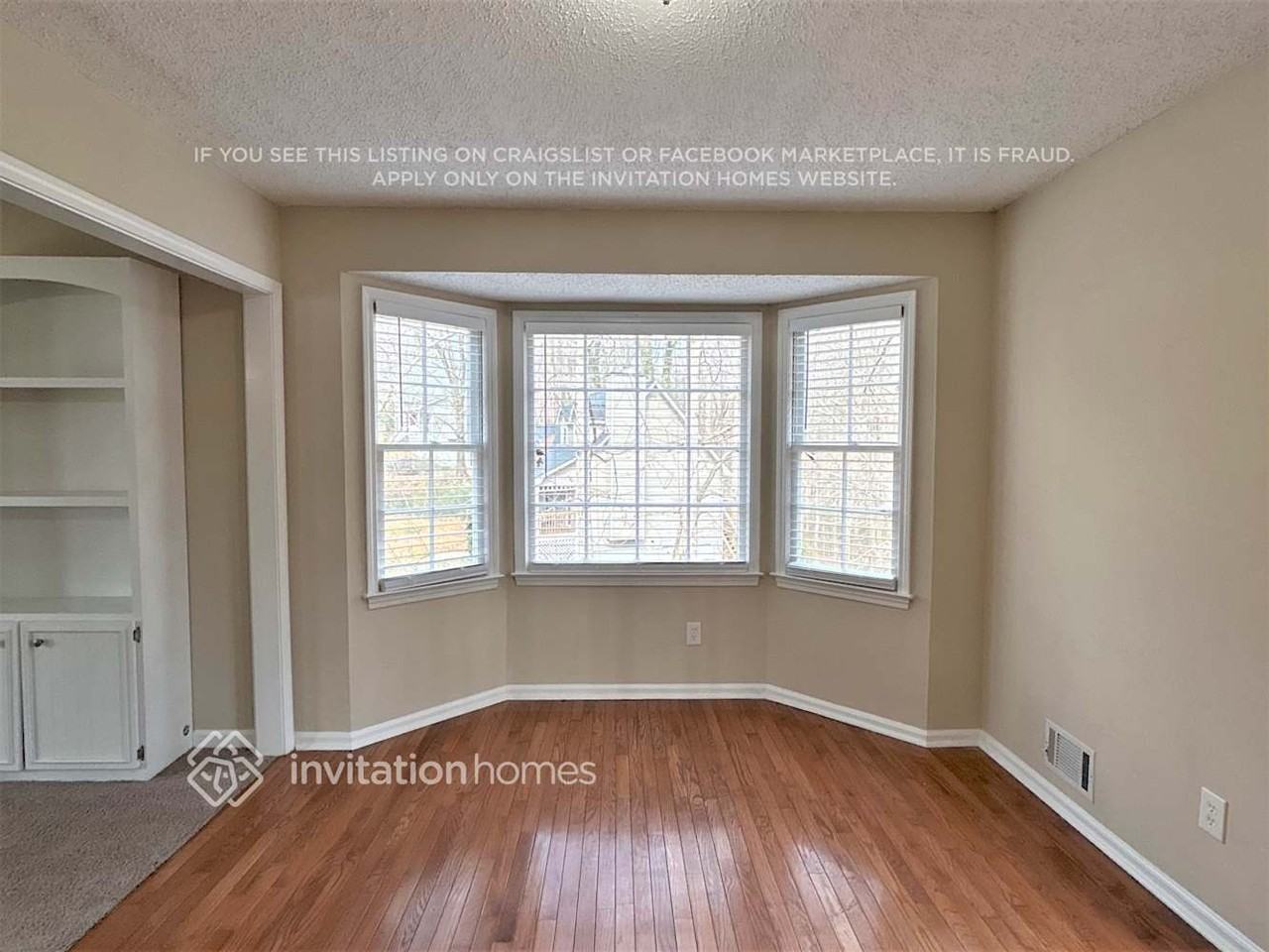 115 Elizabeth Pl - Photo 5 of 12