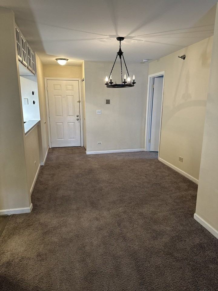 214 Glengarry Dr Apt 201 - Photo 2 of 17